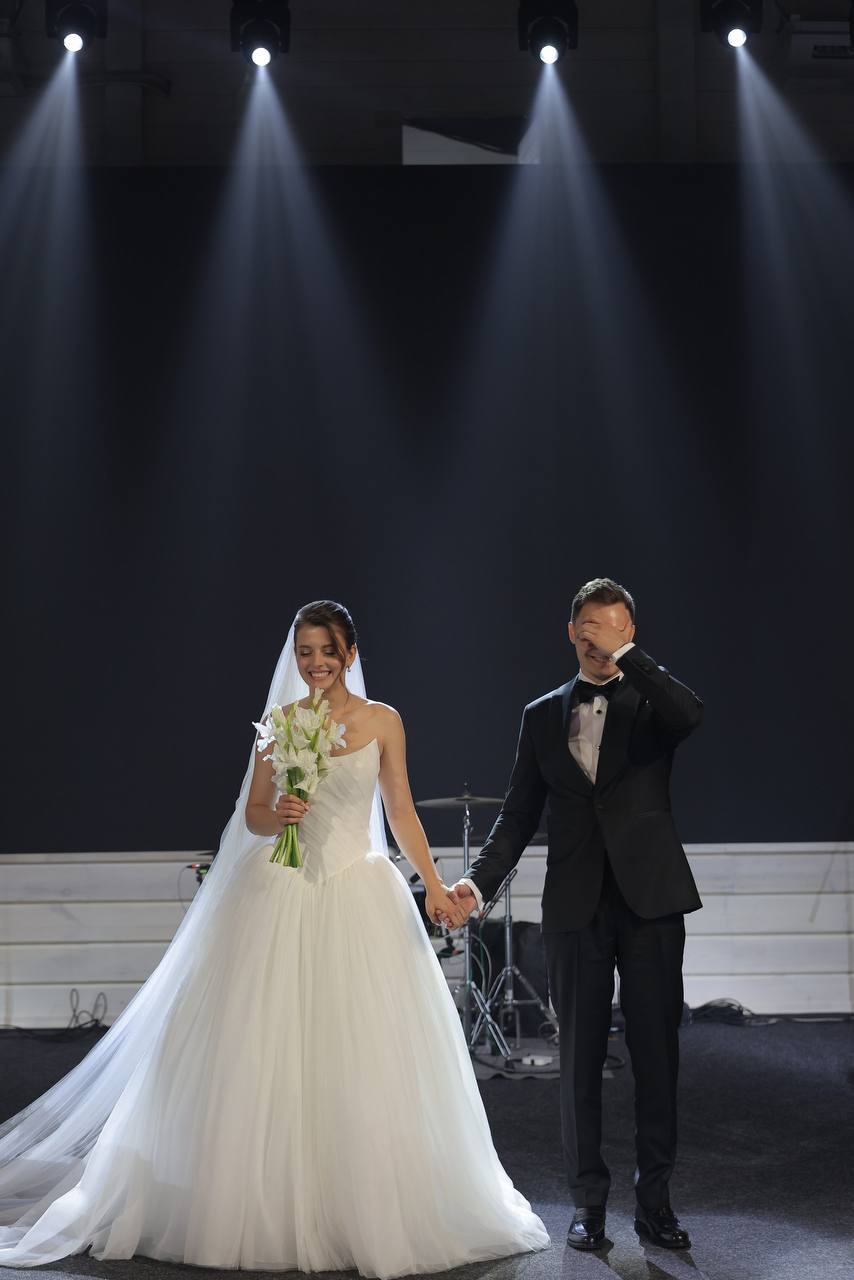 Любовь в воздухе: Ольга и Виктор