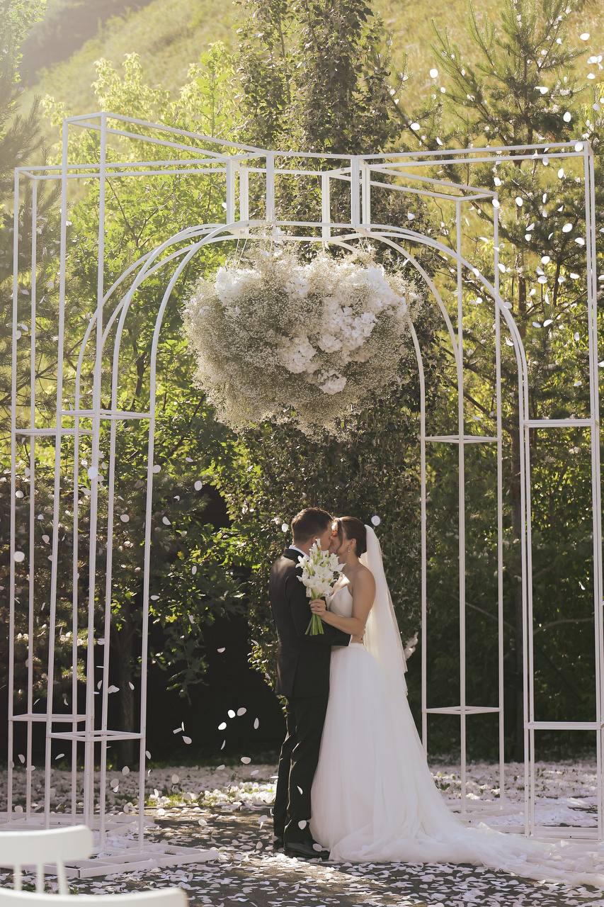 Любовь в воздухе: Ольга и Виктор